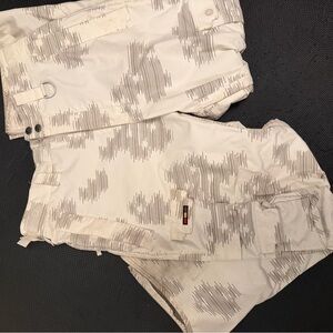Men's Cream and Gray Cargo Shorts